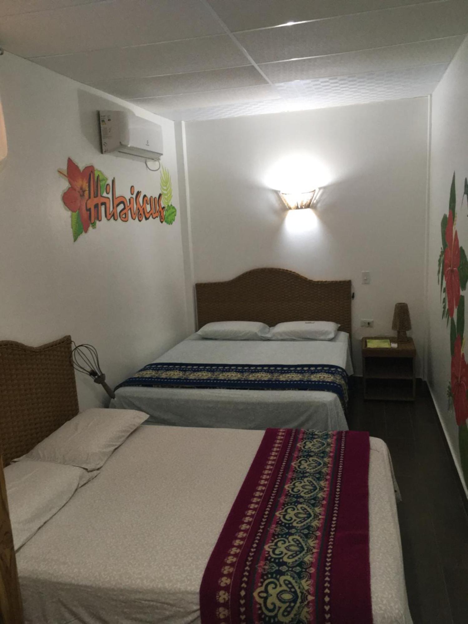 Casita Madame Ξενοδοχείο Puerto López Εξωτερικό φωτογραφία